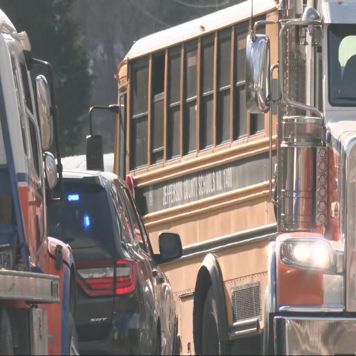 Mud Ln JCPS crash (2).jpeg